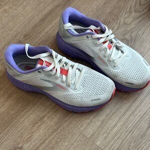 Brooks Women's Athletic Shoes - White, Coral and Purple